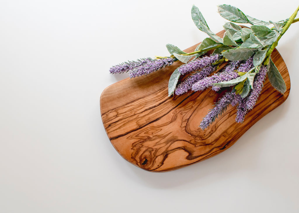 How to Enhance your Mood & Well Being with Aromatherapy